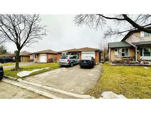 111 Scenic Wood Crescent, Kitchener, ON - Outdoor With Facade