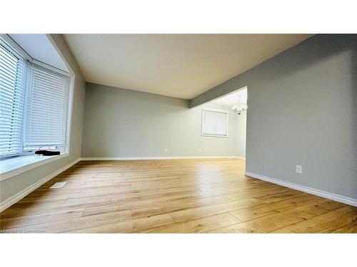 111 Scenic Wood Crescent, Kitchener, ON - Indoor Photo Showing Other Room