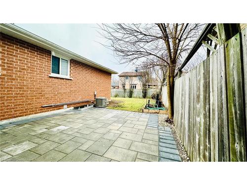 111 Scenic Wood Crescent, Kitchener, ON - Outdoor