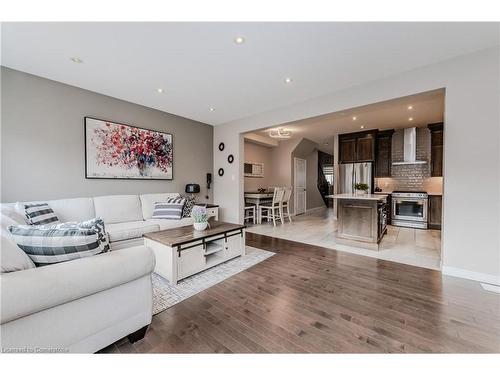 481 Rivertrail Avenue, Kitchener, ON - Indoor Photo Showing Living Room