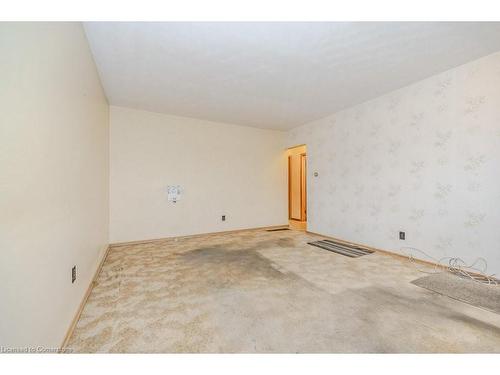 76 Ravine Drive, Cambridge, ON - Indoor Photo Showing Other Room