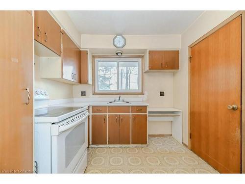 76 Ravine Drive, Cambridge, ON - Indoor Photo Showing Kitchen