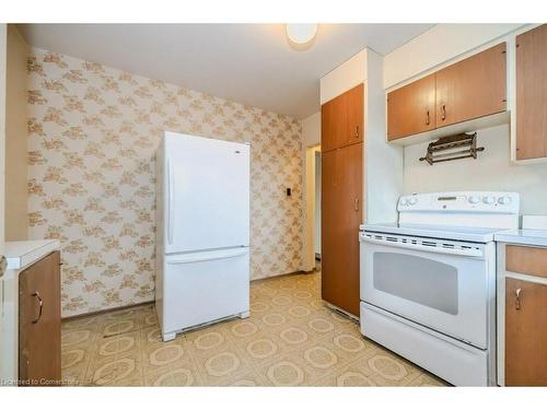 76 Ravine Drive, Cambridge, ON - Indoor Photo Showing Kitchen