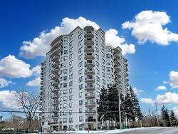 607-255 Keats Way  Waterloo, ON N2L 6N6