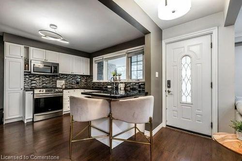 97 Noecker Street, Waterloo, ON - Indoor Photo Showing Kitchen With Upgraded Kitchen