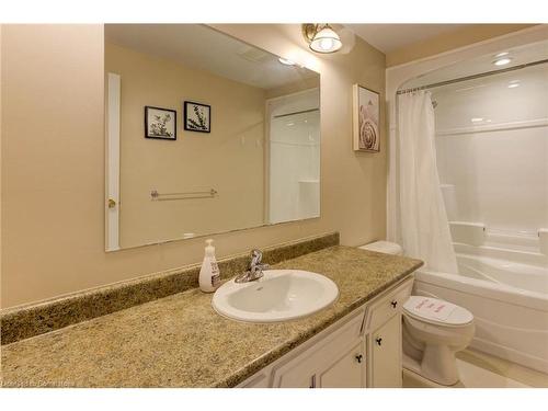 124 Westheights Drive, Kitchener, ON - Indoor Photo Showing Bathroom