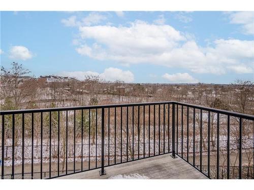 64-405 Myers Road, Cambridge, ON - Outdoor With View