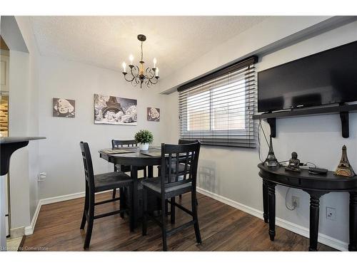 22 Westmount Mews, Cambridge, ON - Indoor Photo Showing Dining Room