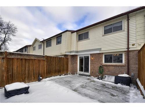 22 Westmount Mews, Cambridge, ON - Outdoor With Exterior