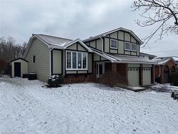 50 Winding Way  Kitchener, ON N2N 1M1