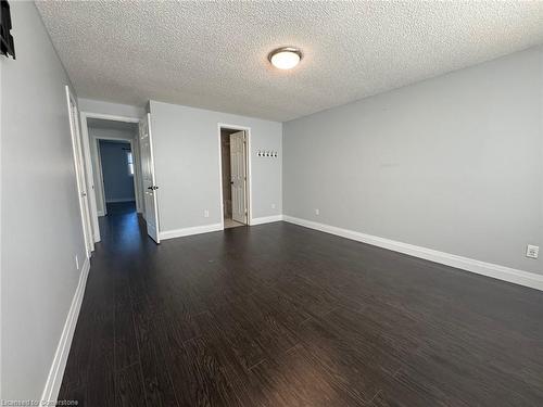 50 Winding Way, Kitchener, ON - Indoor Photo Showing Other Room