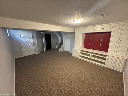 50 Winding Way, Kitchener, ON - Indoor Photo Showing Other Room