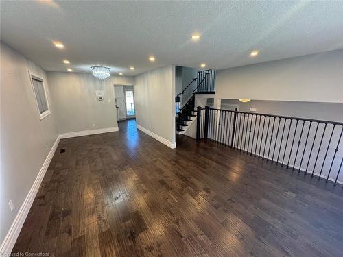 50 Winding Way, Kitchener, ON - Indoor Photo Showing Other Room