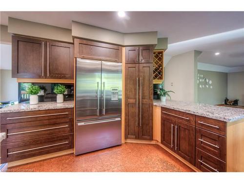 1031 West River Road, Cambridge, ON - Indoor Photo Showing Kitchen