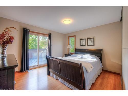 1031 West River Road, Cambridge, ON - Indoor Photo Showing Bedroom