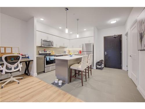 314-399 Queen Street S, Kitchener, ON - Indoor Photo Showing Kitchen With Stainless Steel Kitchen