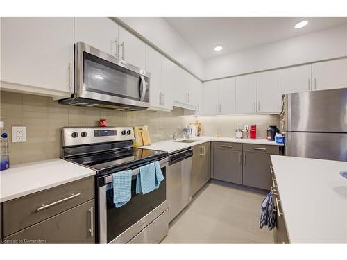 314-399 Queen Street S, Kitchener, ON - Indoor Photo Showing Kitchen With Stainless Steel Kitchen