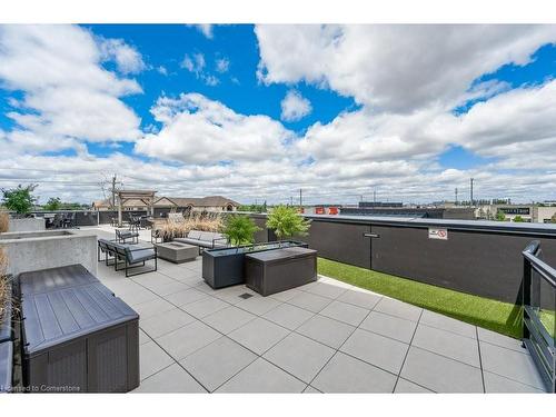 310-243 Northfield Drive E, Waterloo, ON - Outdoor With View