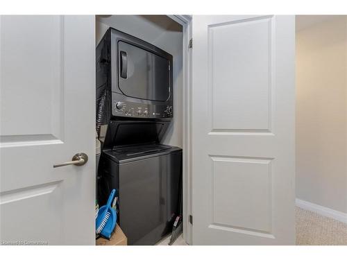 404-306 Essa Road, Barrie, ON - Indoor Photo Showing Laundry Room