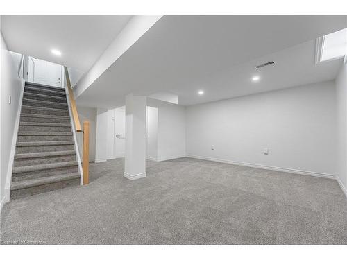 4-210 Glamis Road, Cambridge, ON - Indoor