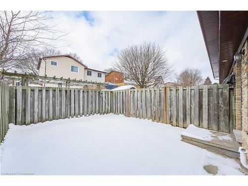 4-210 Glamis Road, Cambridge, ON - Outdoor