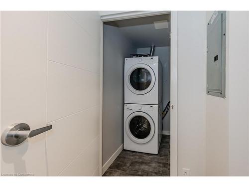 H201-62 Balsam Street, Waterloo, ON - Indoor Photo Showing Laundry Room