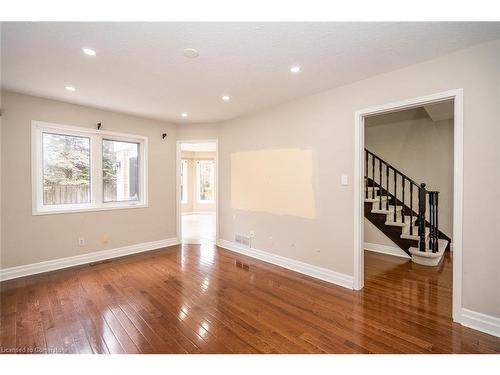 416 Olde Village Lane, Shelburne, ON - Indoor Photo Showing Other Room