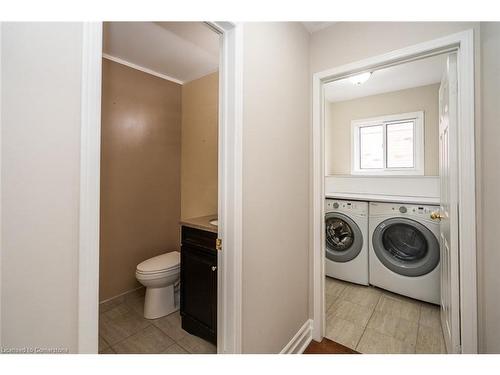 416 Olde Village Lane, Shelburne, ON - Indoor Photo Showing Laundry Room