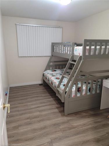 34 Georgian Crescent, Kitchener, ON - Indoor Photo Showing Bedroom