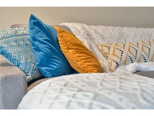 93 Crosby Drive, Kitchener, ON - Indoor Photo Showing Bedroom