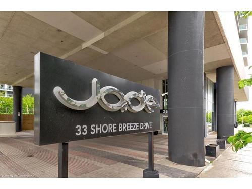 1105-33 Shore Breeze Drive, Etobicoke, ON - 