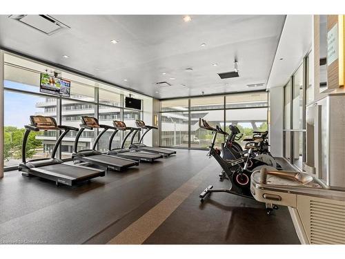 1105-33 Shore Breeze Drive, Etobicoke, ON - Indoor Photo Showing Gym Room