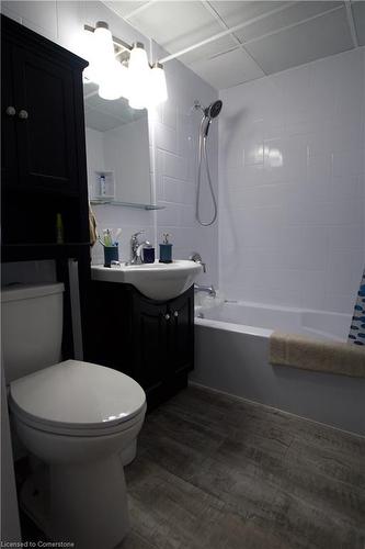 602-45 Westmount Road N, Waterloo, ON - Indoor Photo Showing Bathroom