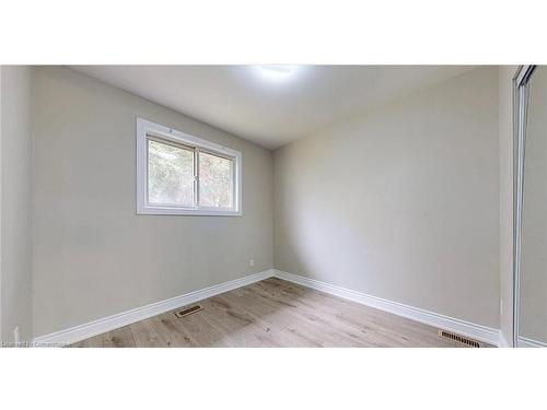 225 Simon Street, Shelburne, ON - Indoor Photo Showing Other Room