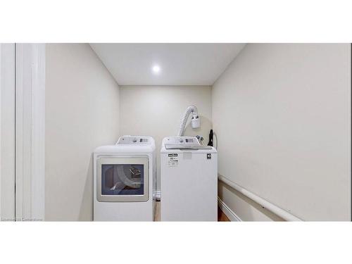 225 Simon Street, Shelburne, ON - Indoor Photo Showing Laundry Room