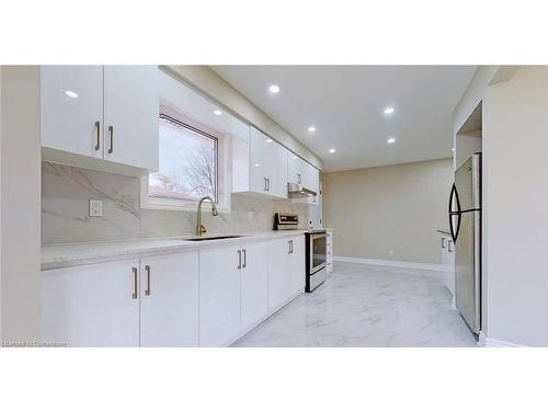 225 Simon Street, Shelburne, ON - Indoor Photo Showing Kitchen