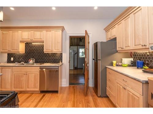 154 Main Street W, Shelburne, ON - Indoor Photo Showing Kitchen