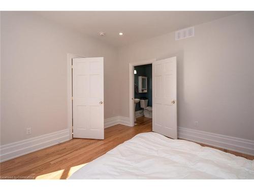 154 Main Street W, Shelburne, ON - Indoor Photo Showing Bedroom