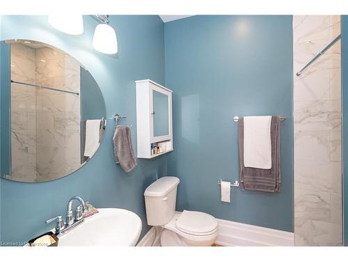 154 Main Street W, Shelburne, ON - Indoor Photo Showing Bathroom