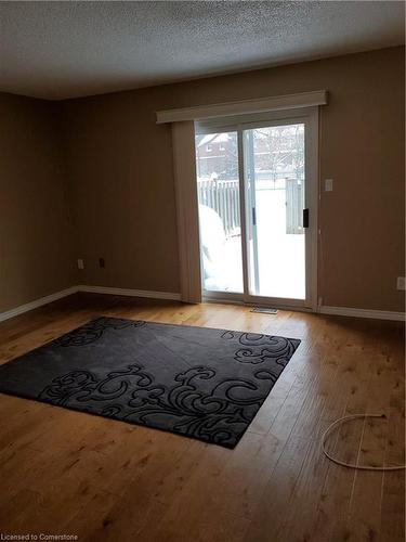 24-423 Westwood Drive, Kitchener, ON - Indoor Photo Showing Other Room