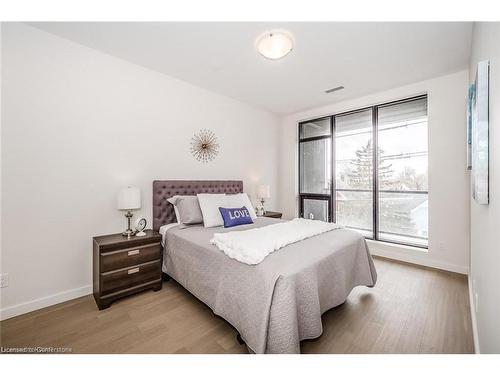 403-690 King Street W, Kitchener, ON - Indoor Photo Showing Bedroom