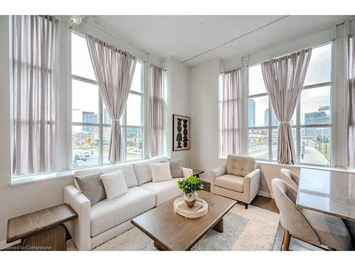 220-410 King Street W, Kitchener, ON - Indoor Photo Showing Living Room