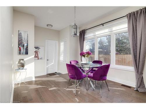 1526 Edencrest Drive, Mississauga, ON - Indoor Photo Showing Dining Room