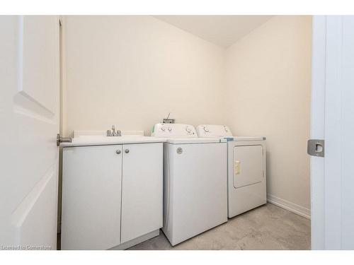 120 Blacklock Street, Cambridge, ON - Indoor Photo Showing Laundry Room