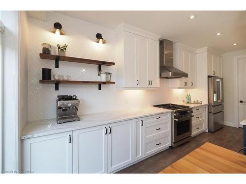 258 Sedgewood Street, Kitchener, ON - Indoor Photo Showing Kitchen With Upgraded Kitchen