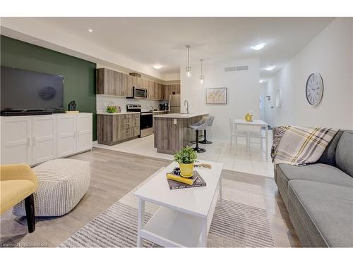 A-375 Westwood Drive, Kitchener, ON - Indoor Photo Showing Living Room