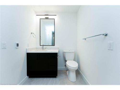 301-741 King Street W, Kitchener, ON - Indoor Photo Showing Bathroom