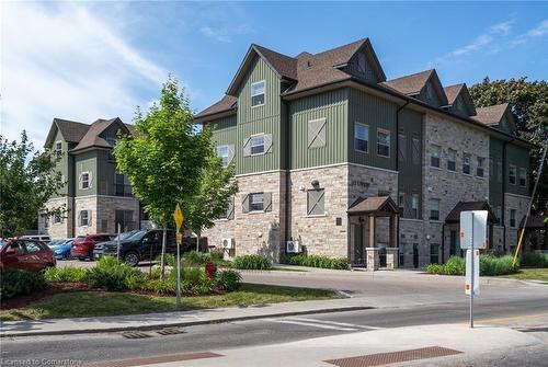 B105-112 Union Street E, Waterloo, ON - Outdoor With Facade