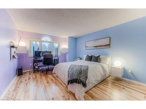 3-494 Beechwood Drive, Waterloo, ON - Indoor Photo Showing Bedroom