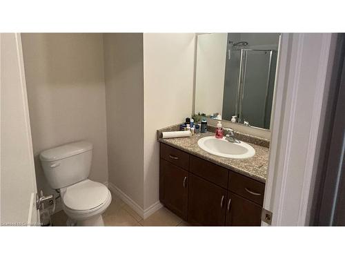 442-1077 Gordon Street Street, Guelph, ON - Indoor Photo Showing Bathroom